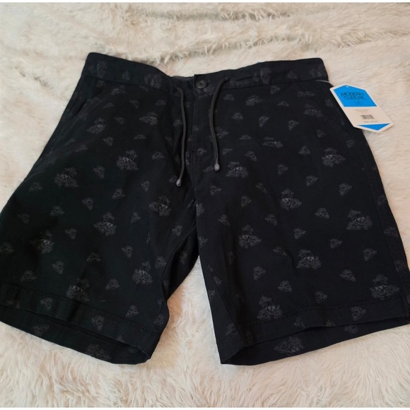 Modern Culture Other - Modern Culture Men's Flat Front Chino Shorts Size 32 - Black Skulls & Roses NWT